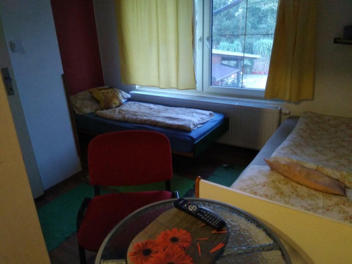 Pension Family Club Libisany Buitenkant foto