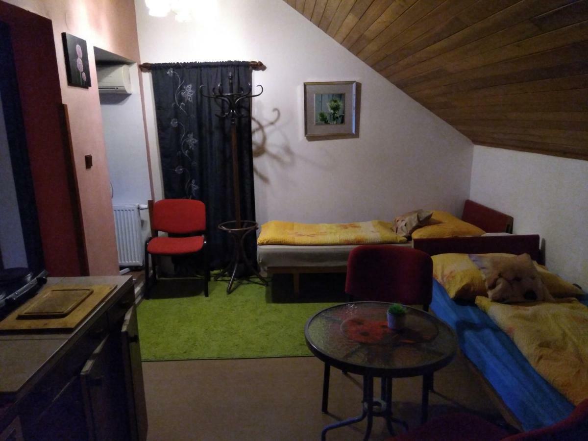 Pension Family Club Libisany Buitenkant foto
