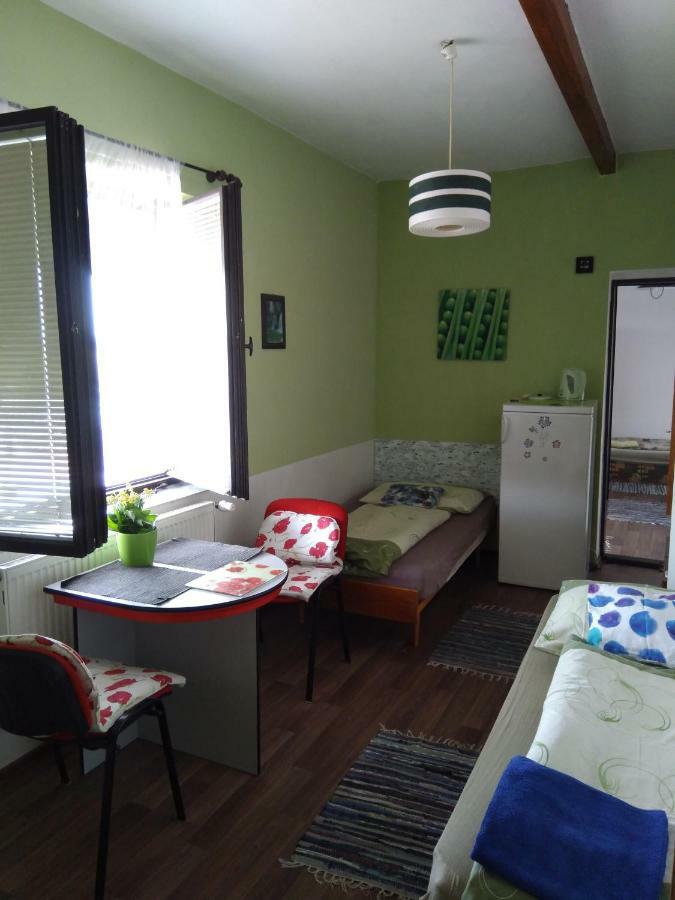 Pension Family Club Libisany Buitenkant foto